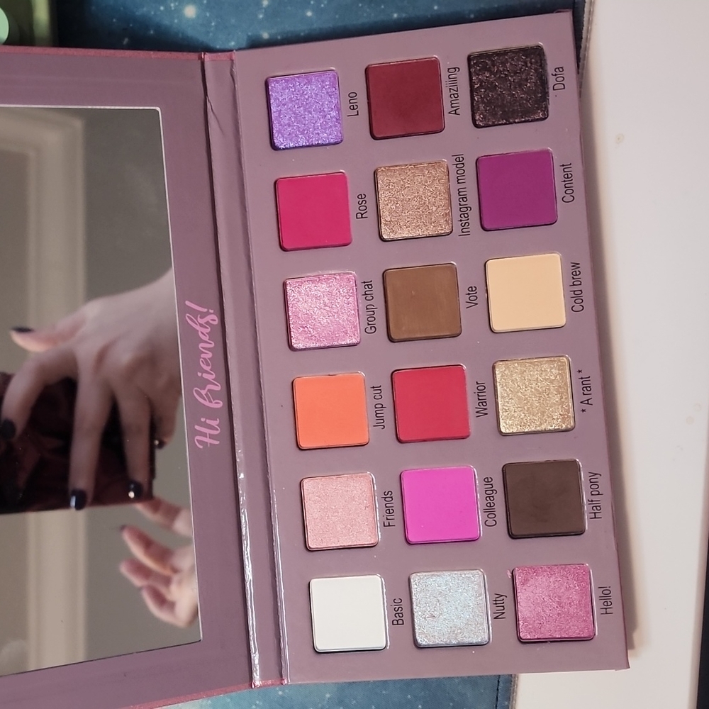 Midas Cosmetics x Smokey Glow Palette